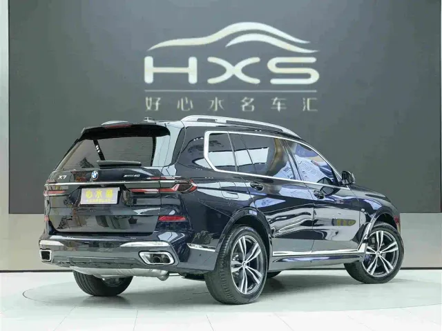 BMW X7 — Фото автомобиля 4