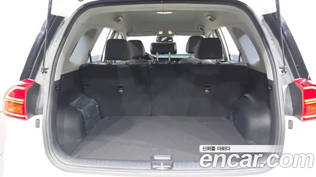 Kia Niro Niro Plus Air — Фото автомобиля 16