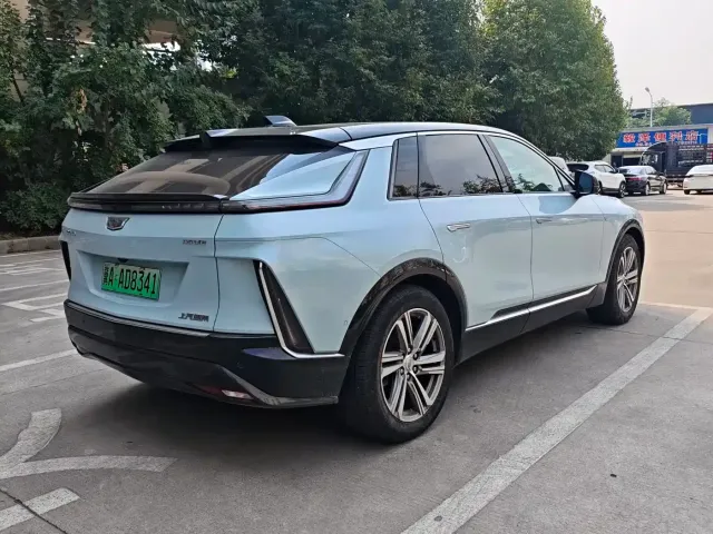 Cadillac Lyriq — Фото автомобиля 8