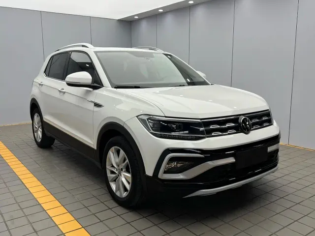 Volkswagen T-Cross — Фото автомобиля 3