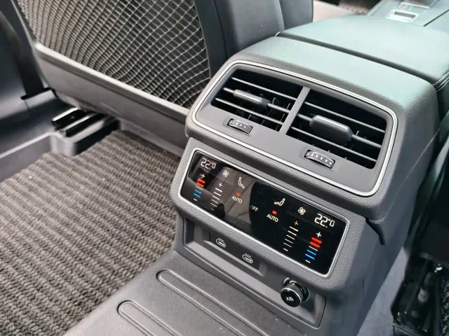 Audi A6L — Фото автомобиля 12