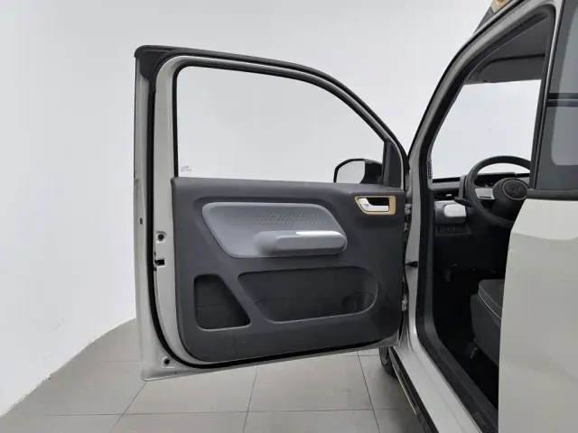Wuling Hongguang Mini EV — Фото автомобиля 8