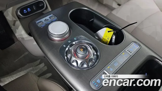 Genesis GV60 — Фото автомобиля 9