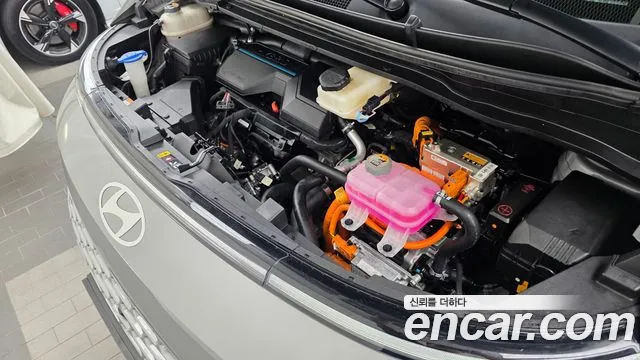 Hyundai Staria Staria — Фото автомобиля 6
