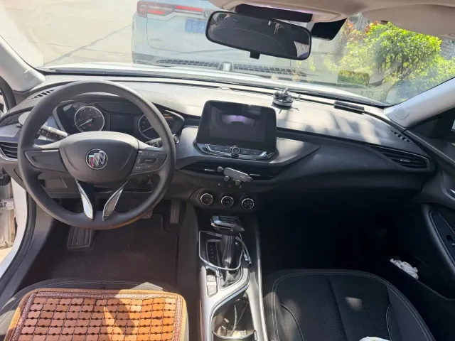 Buick Verano — Фото автомобиля 4