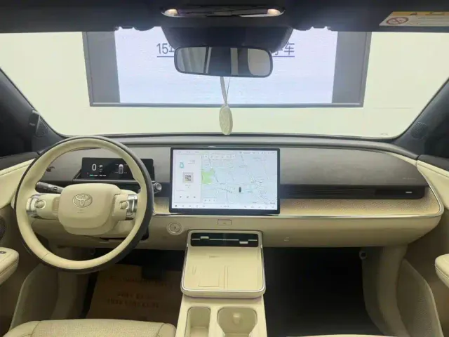 Toyota BoZhi 3X — Фото автомобиля 10