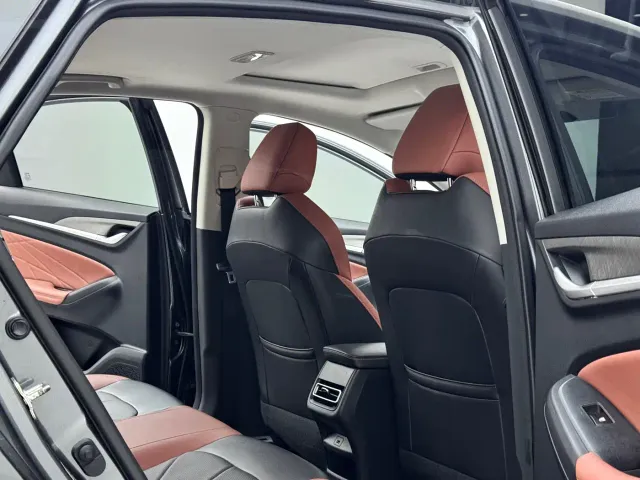 Changan Eado — Фото автомобиля 9