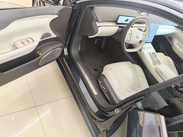 Nio ET7 — Фото автомобиля 15