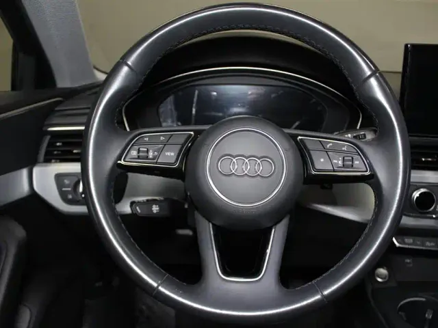 Audi A4L — Фото автомобиля 10