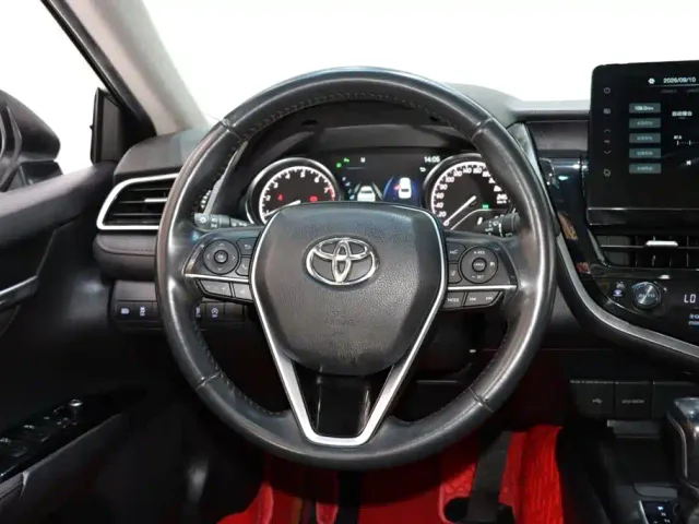 Toyota Camry — Фото автомобиля 13