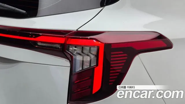 Kia Seltos New — Фото автомобиля 8