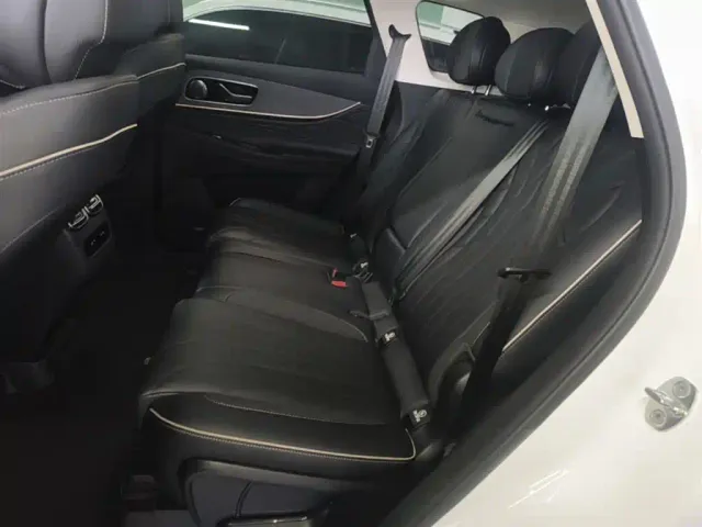 Chery Tiggo 9 — Фото автомобиля 16