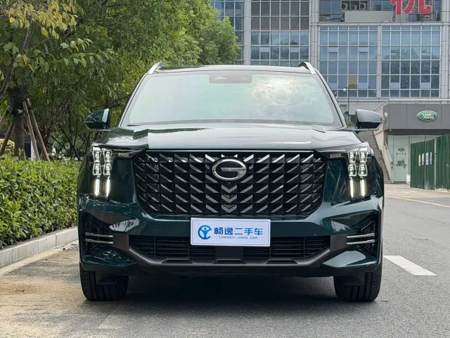 GAC Trumpchi GS8 — Фото автомобиля 2