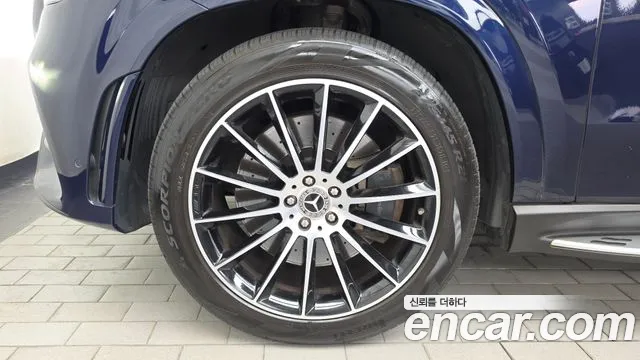 Mercedes-Benz GLE-Class — Фото автомобиля 5