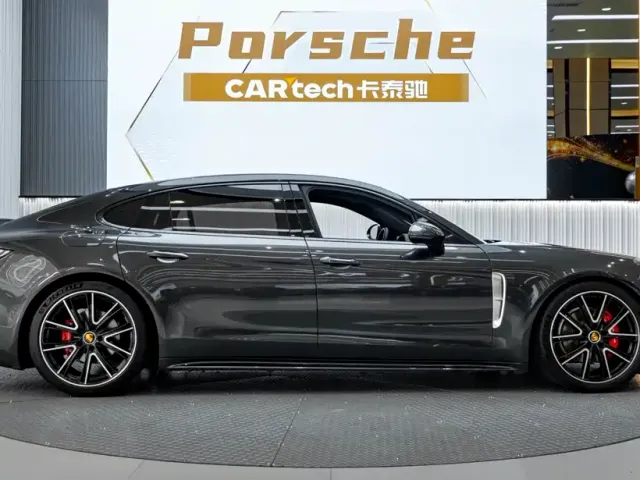 Porsche Panamera — Фото автомобиля 4