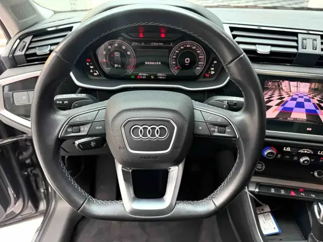 Audi Q3 — Фото автомобиля 8