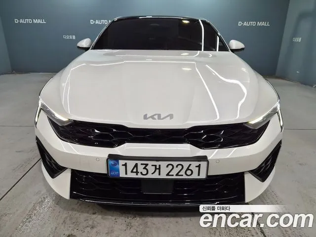 Фотография автомобиля — Kia K5 Generation 3