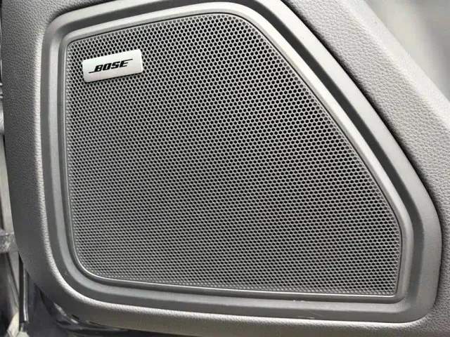 Porsche Macan — Фото автомобиля 10