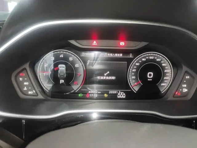 Audi Q3 — Фото автомобиля 11