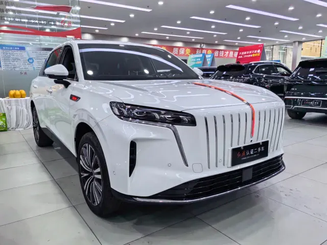 Hongqi HS6 PHEV — Фото автомобиля 3