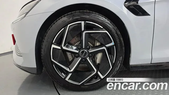 BYD Seal — Фото автомобиля 5