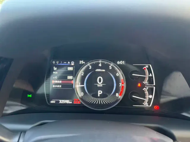 Lexus ES — Фото автомобиля 22