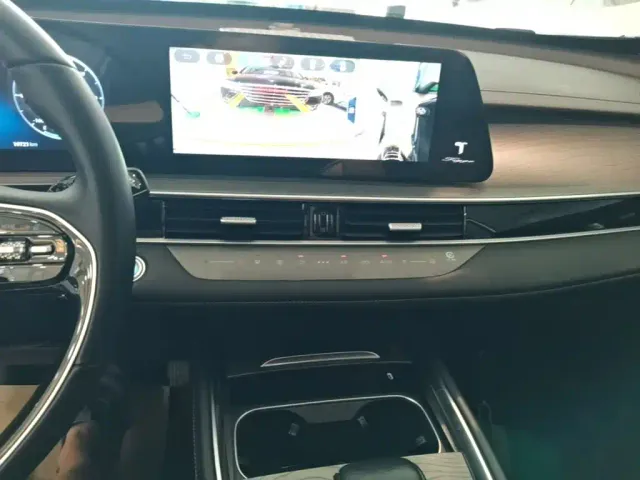 Chery Tiggo 8 PRO EV — Фото автомобиля 12