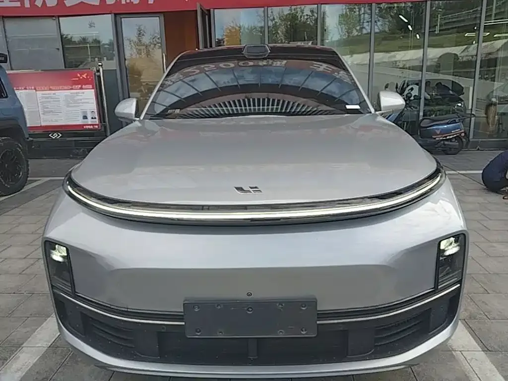 Li Auto Li Xiang L9 2022 Max — Фото автомобиля 2