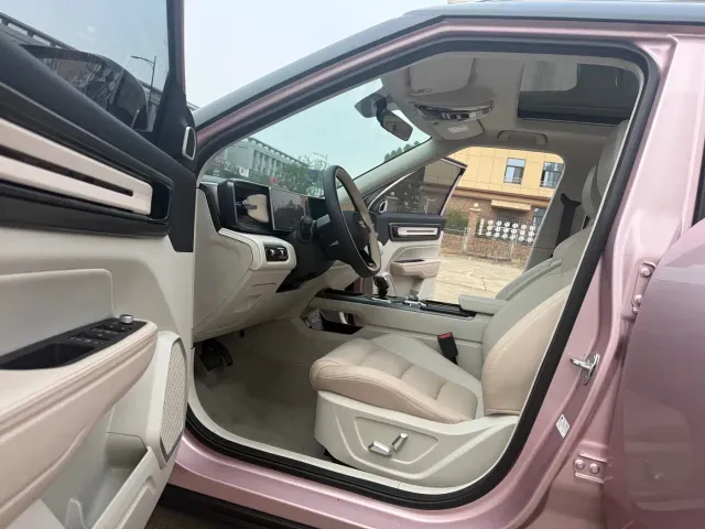 Geely ICON — Фото автомобиля 19