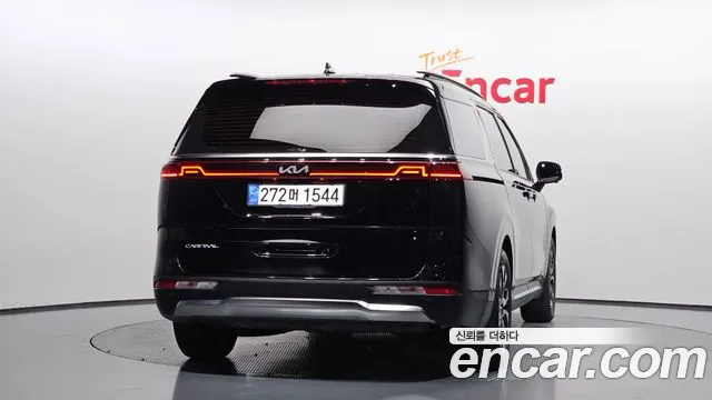 Kia Canival Carnival 4 поколение Дизель 9 мест Signature — Фото автомобиля 4