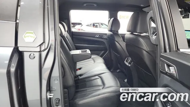 KG_Mobility_Ssangyong Rexton Новый Rexton Sport Khan Дизель 2.2 4WD — Фото автомобиля 9