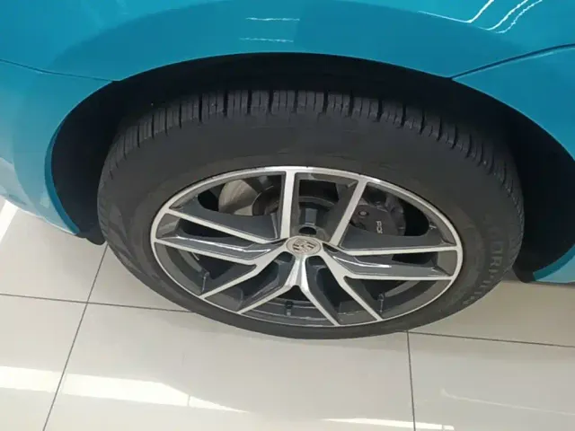Porsche Macan — Фото автомобиля 22