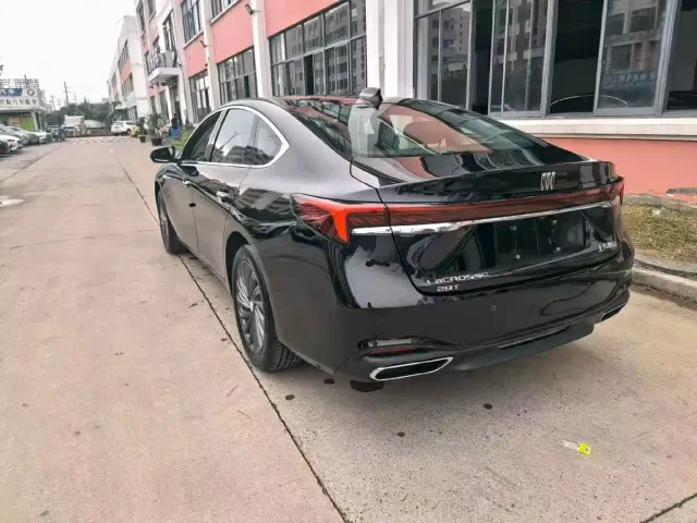 Buick LaCrosse — Фото автомобиля 9