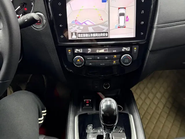 Nissan X-Trail — Фото автомобиля 9