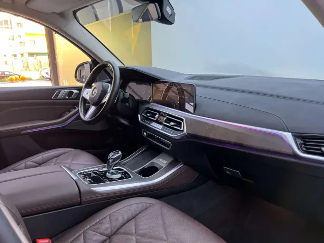 BMW X5 — Фото автомобиля 9