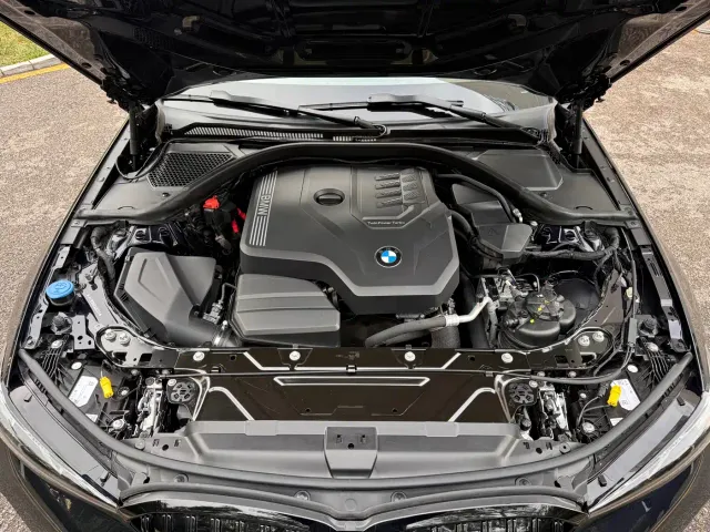 BMW 3 Series — Фото автомобиля 19