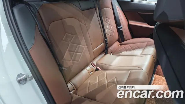 BMW 5-Series 5 серия (G60) 530i xDrive M Sport — Фото автомобиля 11