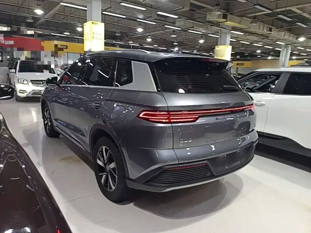BYD Song Pro — Фото автомобиля 4