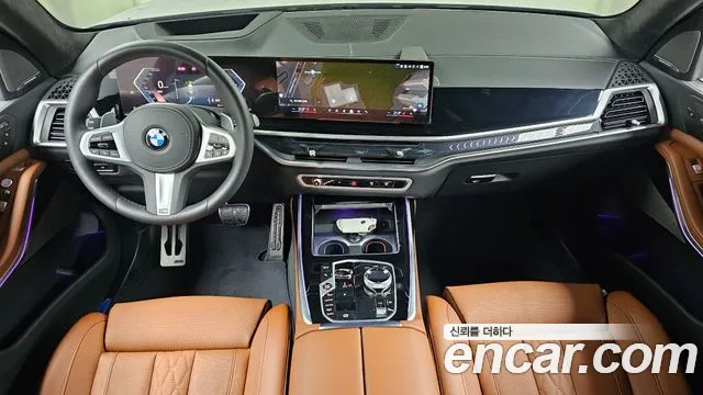 BMW X7 — Фото автомобиля 7