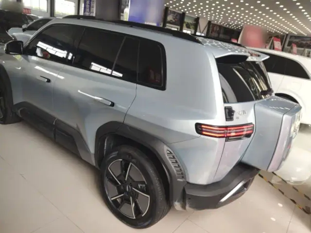 BYD FangChengBao Titanium 3 — Фото автомобиля 4