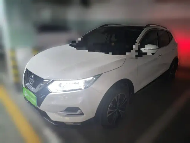 Фотография автомобиля — Nissan Qashqai