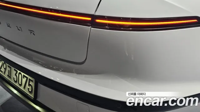 Hyundai Grandeur GN7 — Фото автомобиля 8