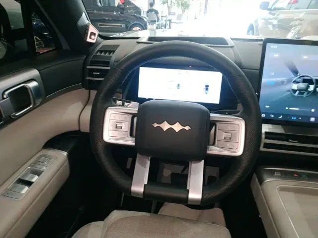 BYD FangChengBao Titanium 7 — Фото автомобиля 10