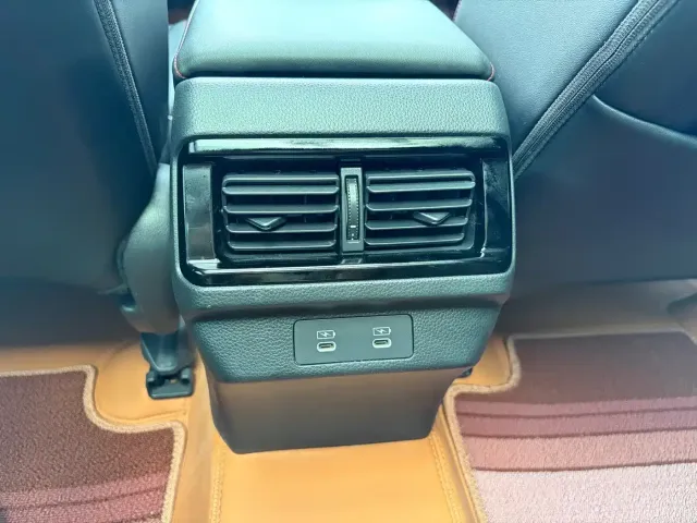 Honda Accord — Фото автомобиля 10