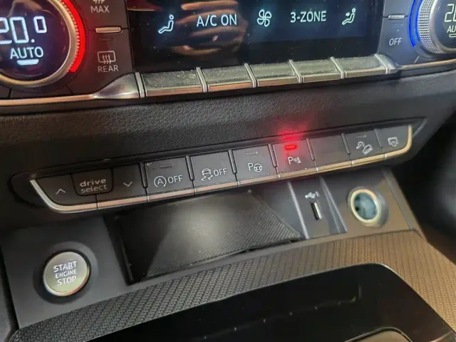 Audi Q5L Sportback — Фото автомобиля 9