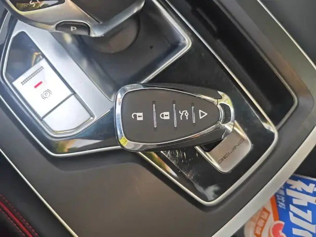 BAIC X7 — Фото автомобиля 8