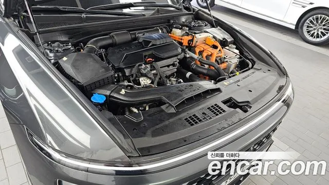 Hyundai Grandeur GN7 — Фото автомобиля 9