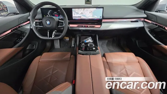 BMW 5-Series 5 серия (G60) 530i xDrive M Sport — Фото автомобиля 5