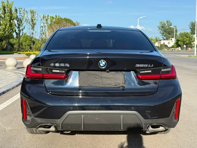 BMW 3 Series — Фото автомобиля 5