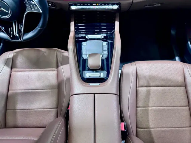 Mercedes-Benz GLE-Class — Фото автомобиля 26